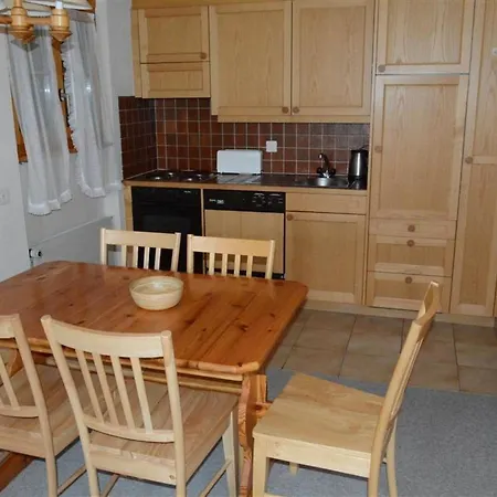 Mireille Nr- 4 Appartement-fewo- Dusche Oder Bad- Wc 4-bettwohnung By Interhome Hornkessel